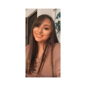 Meet your Posher, Leanne